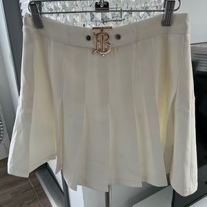 Burberry skirt
